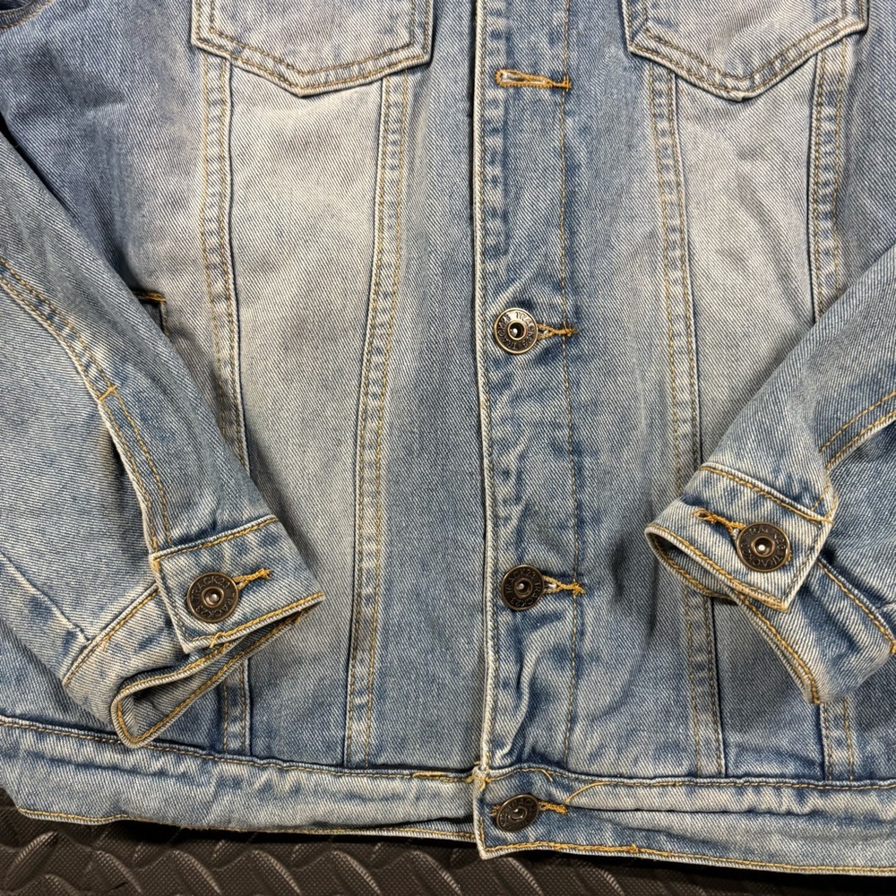 Track 23 Sherpa Lined Denim Jacket Men’s Medium Trucker - Picture 3 of 12